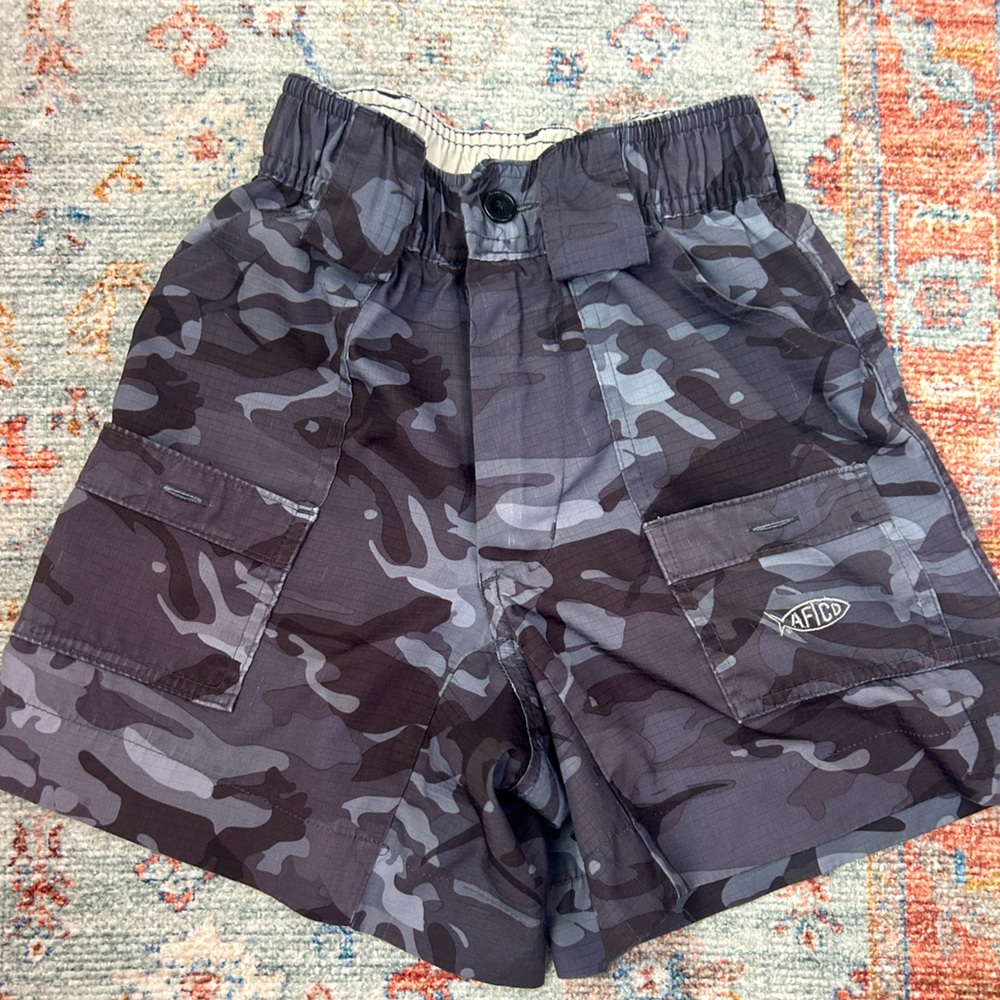 AFTCO Boys Fishing Shorts, Black Camo, Size 22